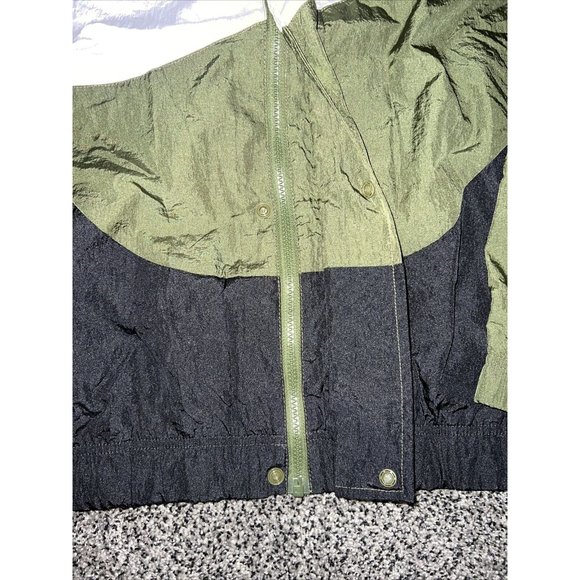 Nike NSW Swoosh Woven Mens Full Zip Hooded Windbreaker Jacket Size M Green White - Picture 2 of 8